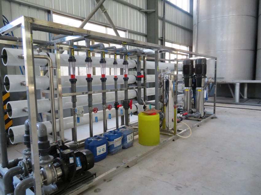 線(xiàn)路板純水設(shè)備/工業(yè)純水機(jī)/工業(yè)純凈水設(shè)備/工業(yè)純水處理器